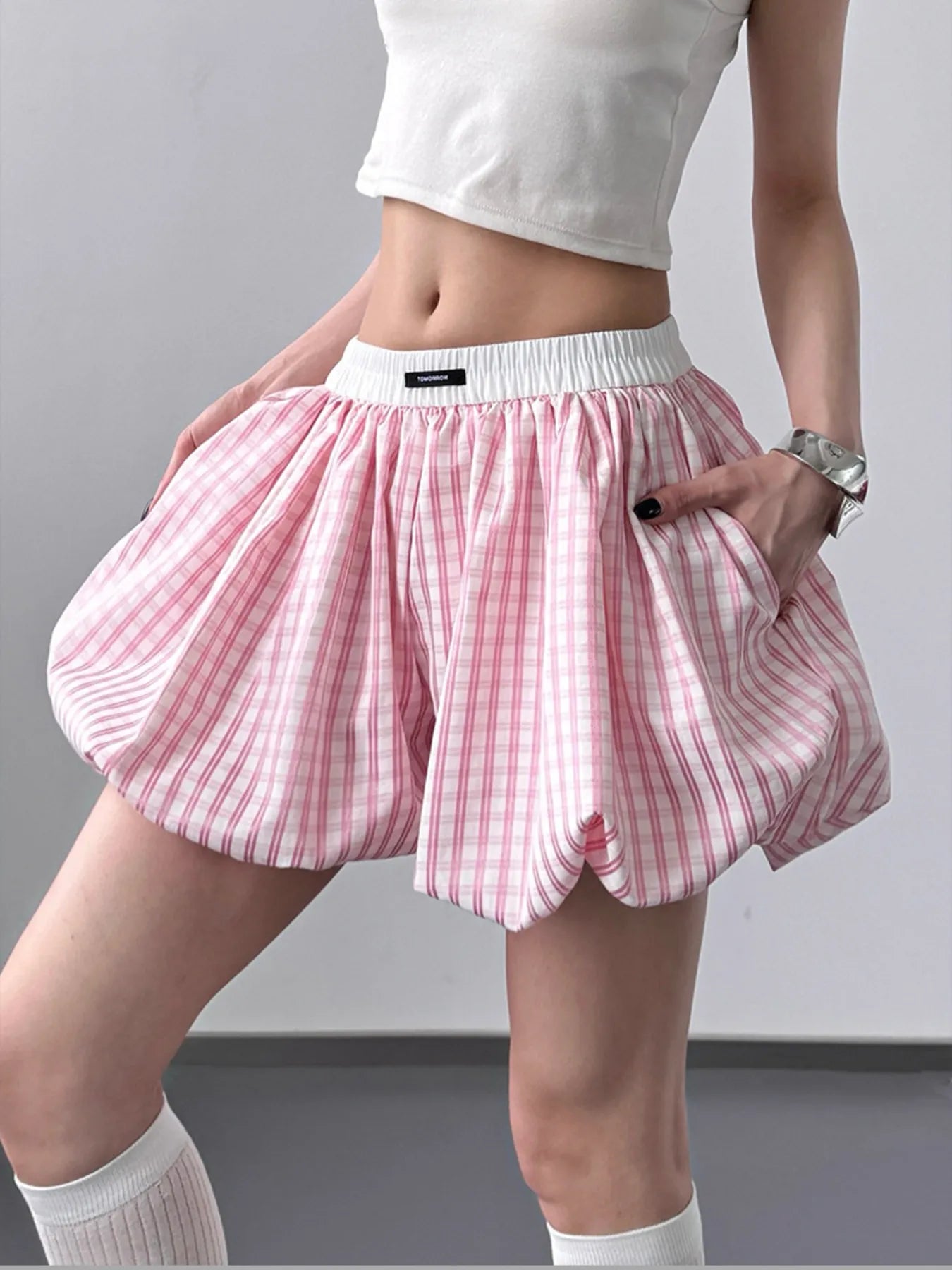 Plaid Elastic Waist Casual Shorts