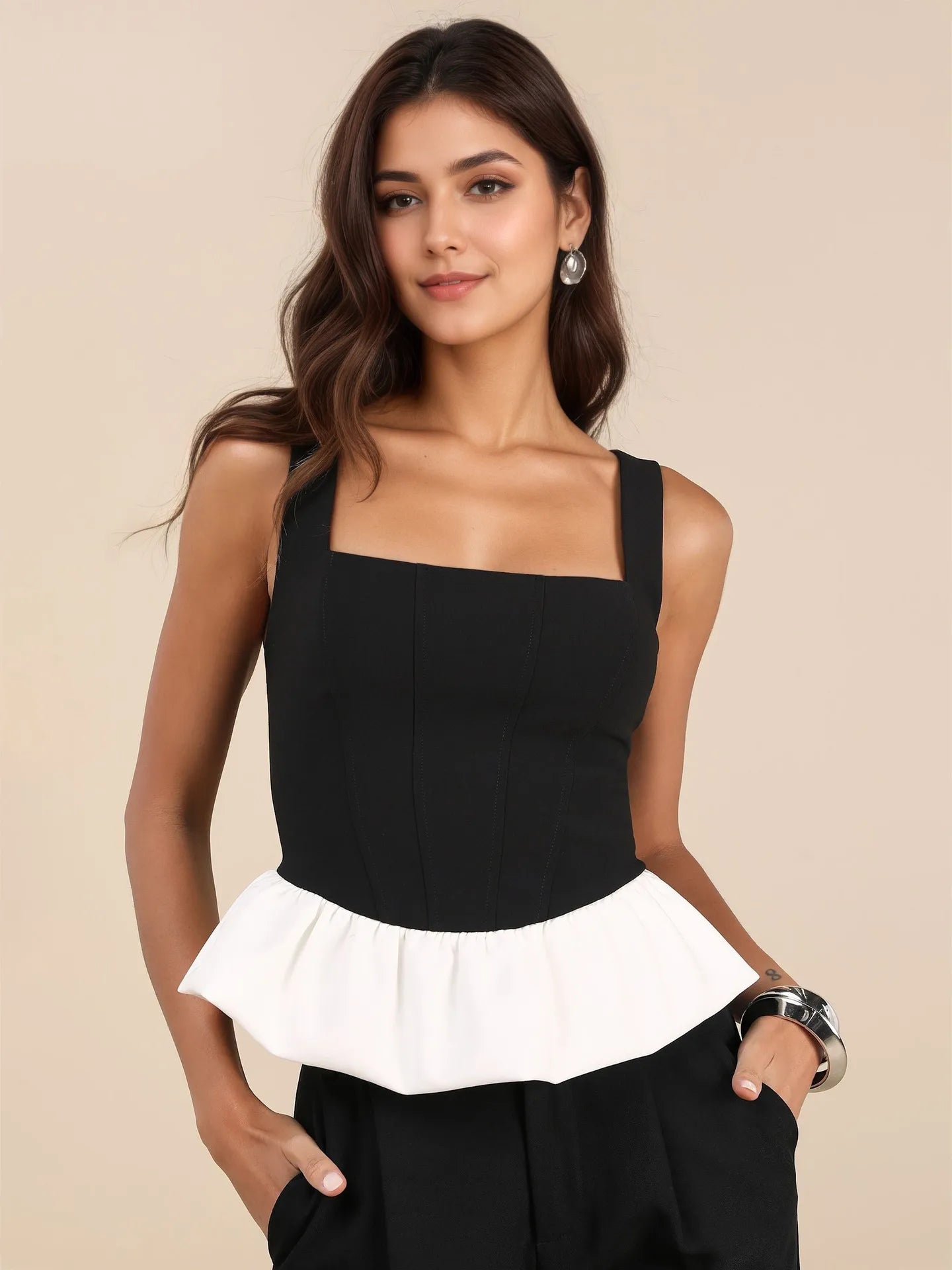 Contrast Ruffled Hem Square Neck Tank